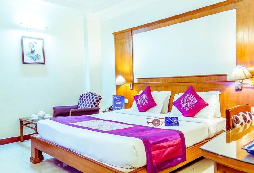 Hotel Oyo Premium Station Road Visakhapatnam 8