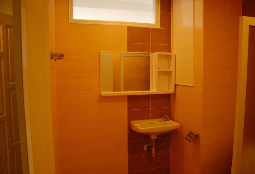 Jomthein Hill Resort Pattaya 12