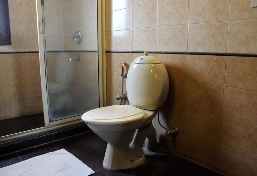 Hotel Oyo Premium New Rise 16