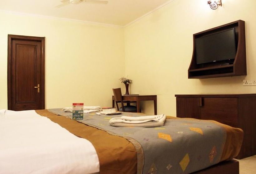 Hotel Oyo Premium New Rise 8