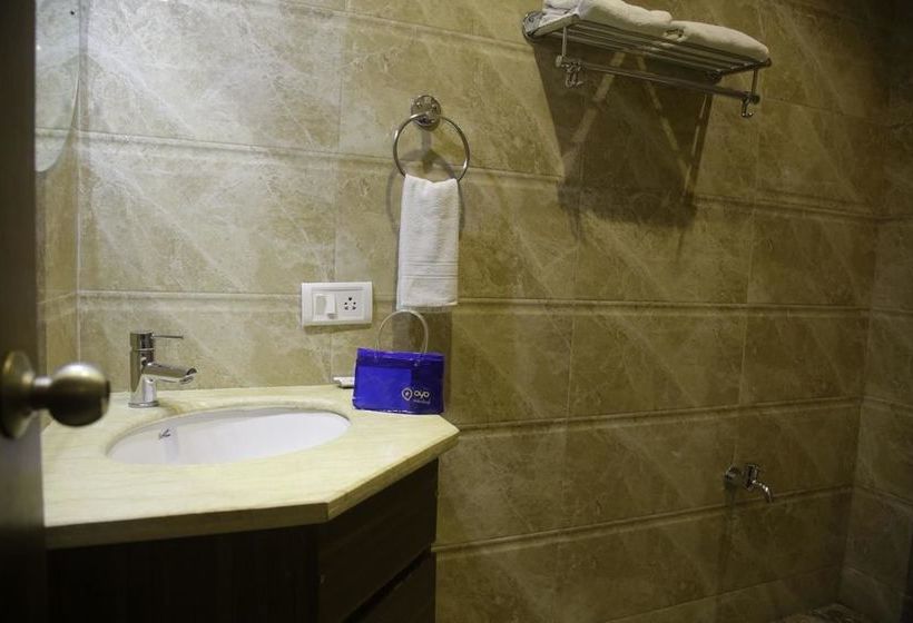 Hotel Oyo Premium Hinoo Ranchi 12