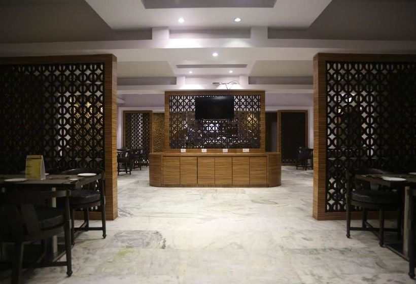Hotel Oyo Premium Hinoo Ranchi 14