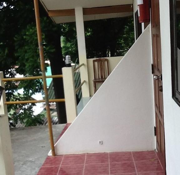 Hotel Tara Inn At The Rock