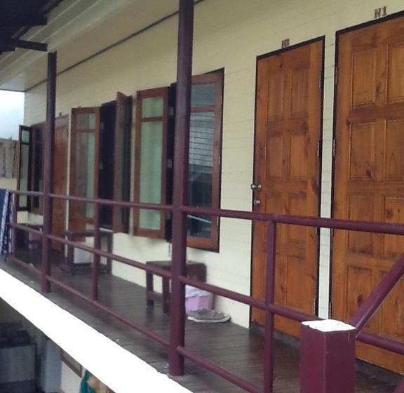 Hotel Tara Inn At The Rock 8