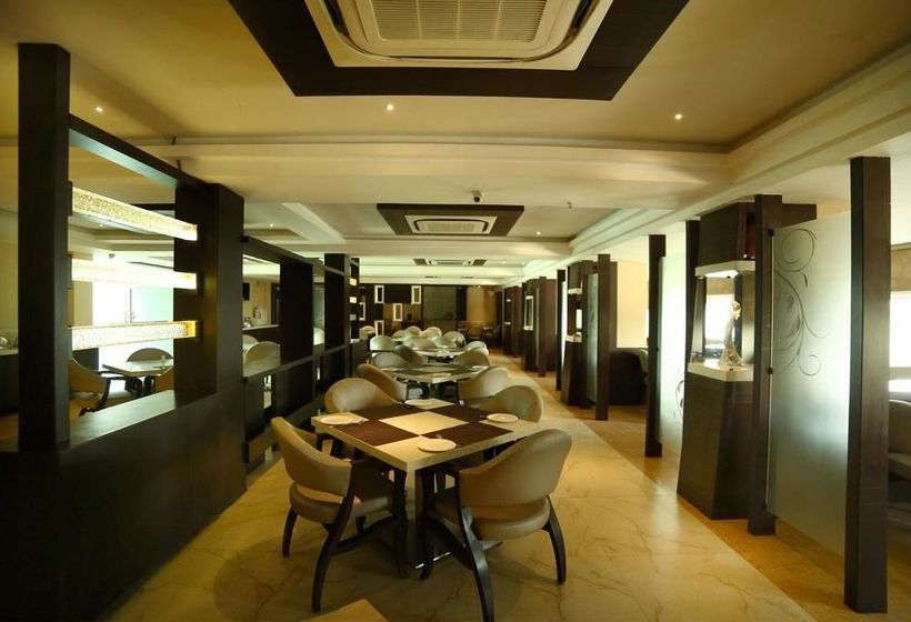 Hotel Oyo Premium Ramavarappadu Ring Road 11