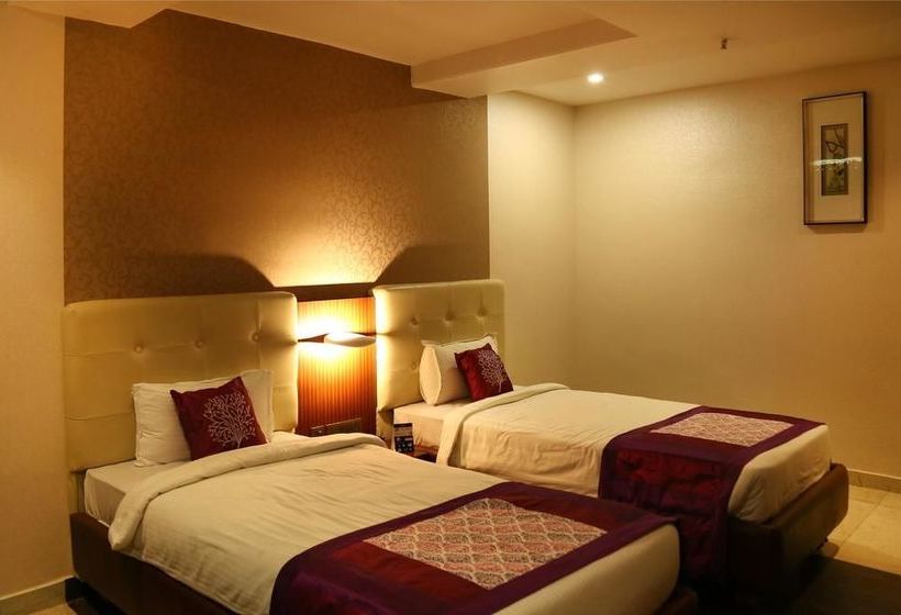 Hotel Oyo Premium Ramavarappadu Ring Road 4