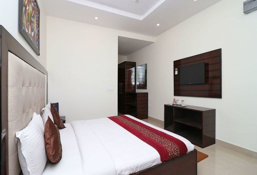 Hotel Oyo Premium Near Pnb Bank Kulri Chowk 11