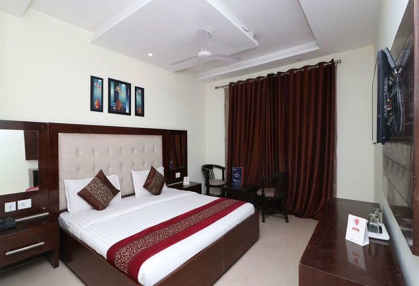 Hotel Oyo Premium Near Pnb Bank Kulri Chowk 13