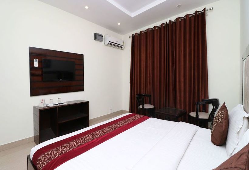 Hotel Oyo Premium Near Pnb Bank Kulri Chowk 17