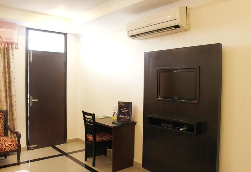 Hotel Oyo Premium Civil Lines Dharamshala 10