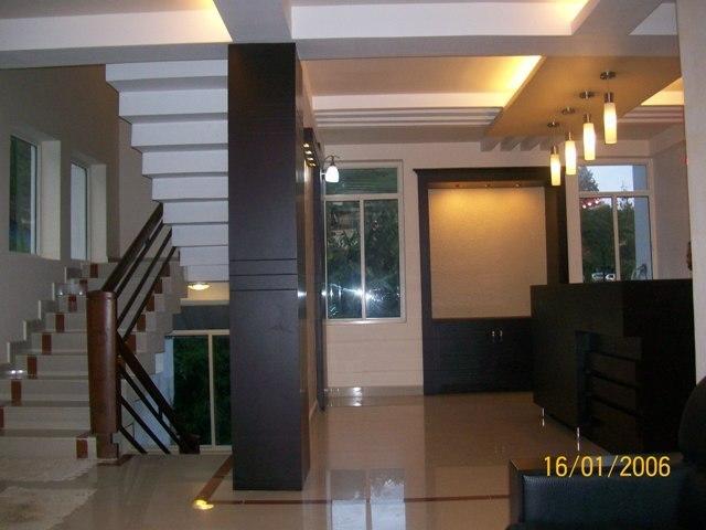 Hotel Emerald Inn 10