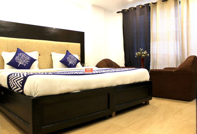 Hotel Oyo Rooms Mussoorie Library 17