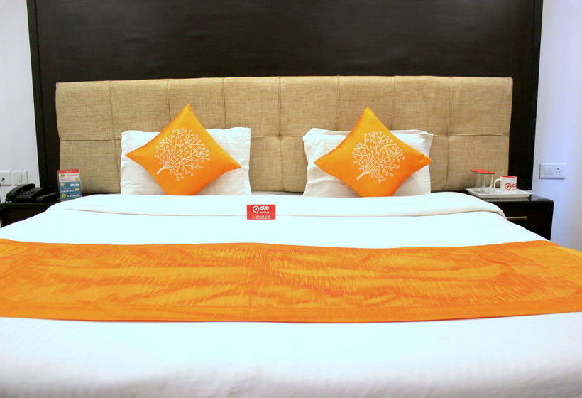 Hotel Oyo Rooms Mussoorie Library 18