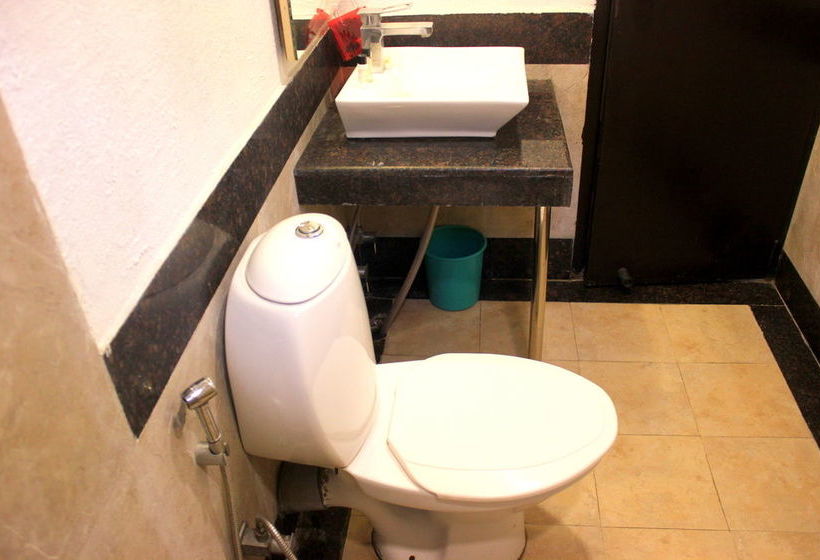 Hotel Oyo Rooms Mussoorie Library 19