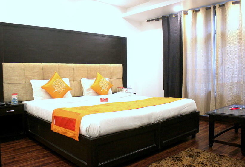 Hotel Oyo Rooms Mussoorie Library 4