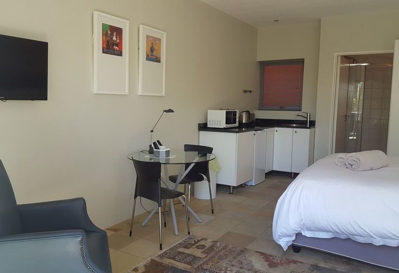 Pension Orangerie Guesthouse 8