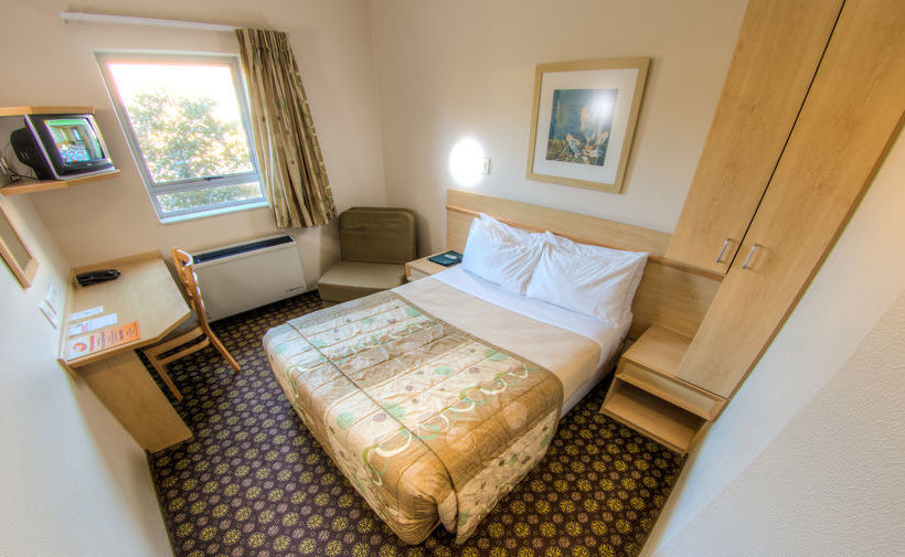 Hotel Road Lodge Umhlanga Ridge 5