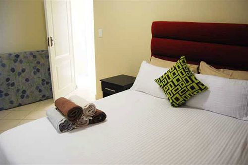 Regency Self Catering Serviced Apartments 7