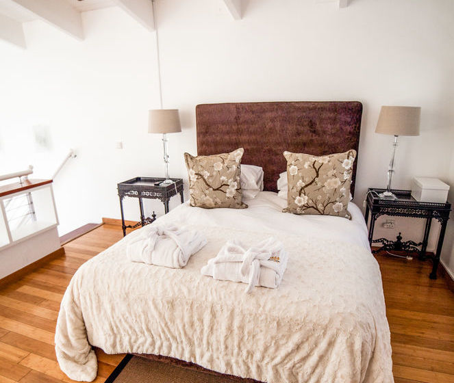 The Ivy Apartments 10