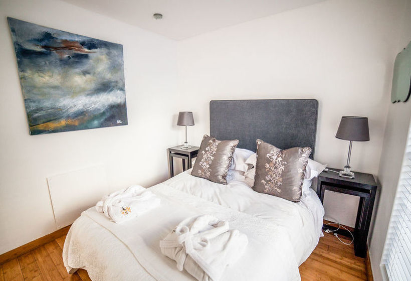 The Ivy Apartments 14