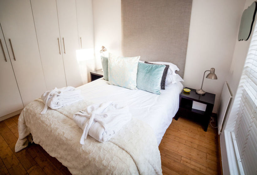 The Ivy Apartments 15