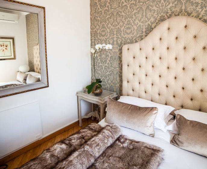 The Ivy Apartments 9