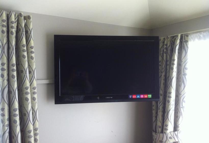 Courtesy Court Motel 2