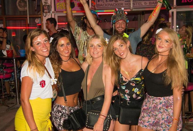 Wild & Wandering Hostel