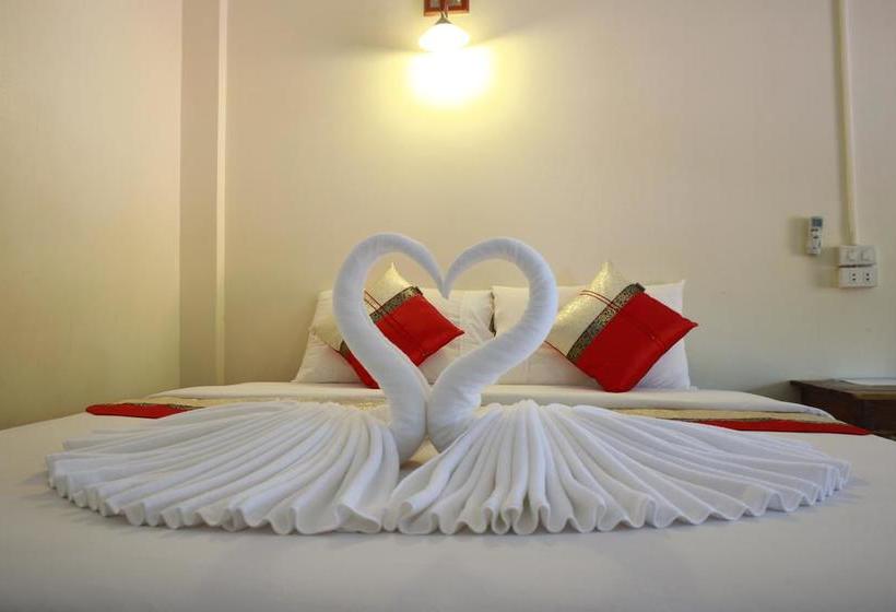 Resort Paradise Bungalows 1