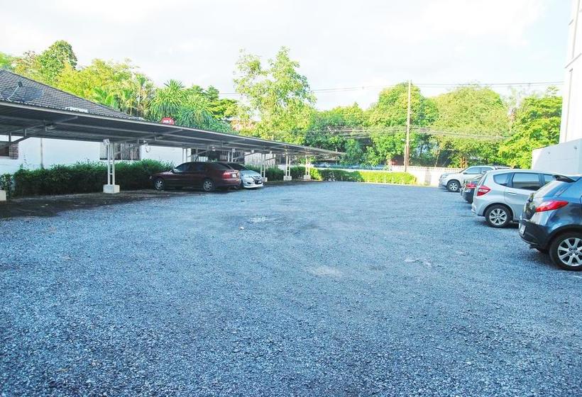 Riski Residence Bangkok 18