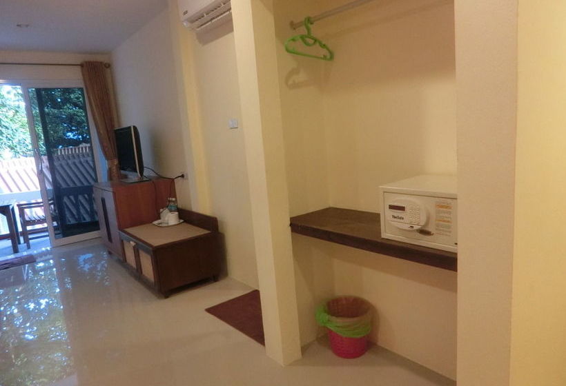 Pension Family Guesthouse 8