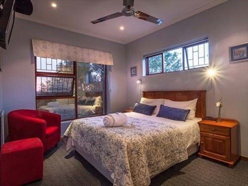 Pension Jenny's Guest House 8