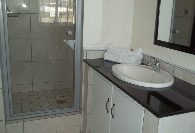 Hotel The Gateway 10