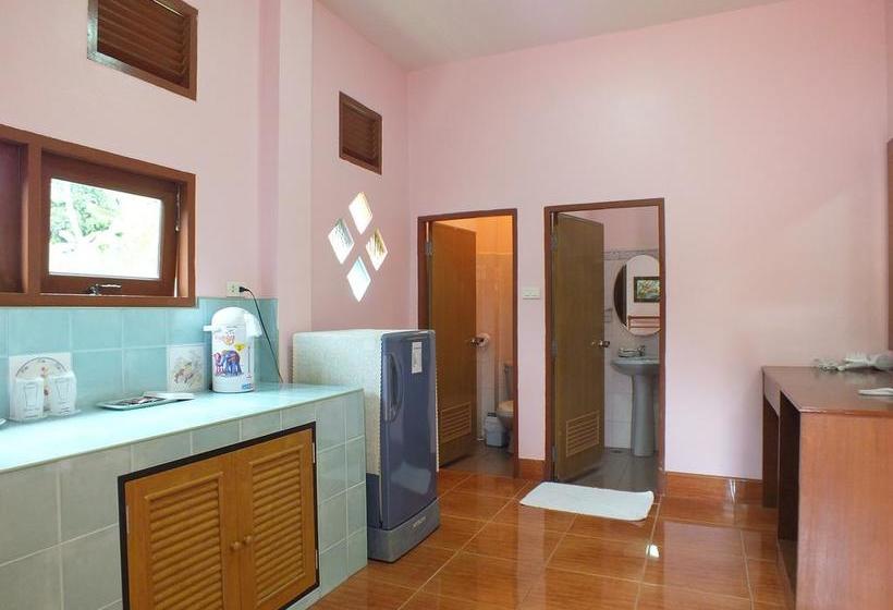 Hotel Baan Vanida Garden Resort 17