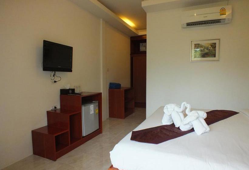 Hotel Baan Vanida Garden Resort 18