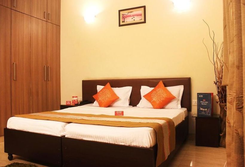 Hotel Oyo Rooms Near Paras Hospital 3