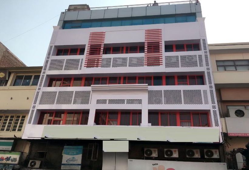 Hotel Oyo Premium Mi Road Ganpati Plaza 18