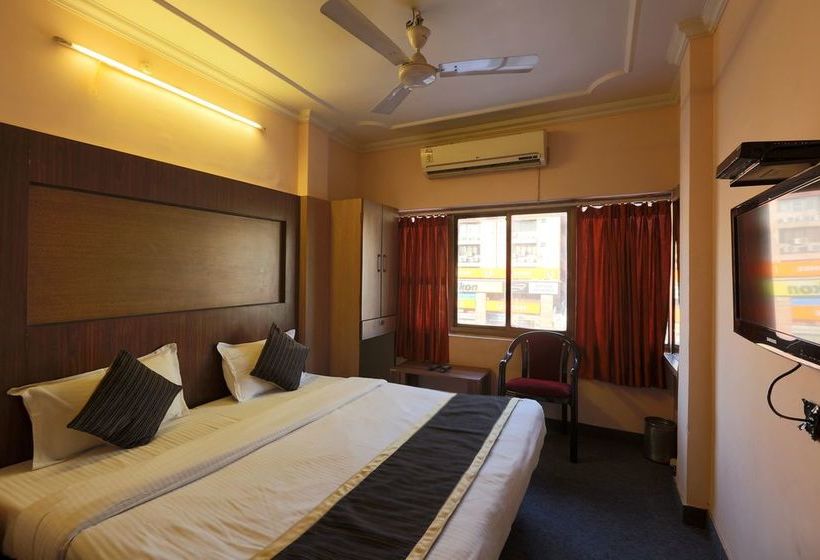 Hotel Oyo Premium Mi Road Ganpati Plaza 5