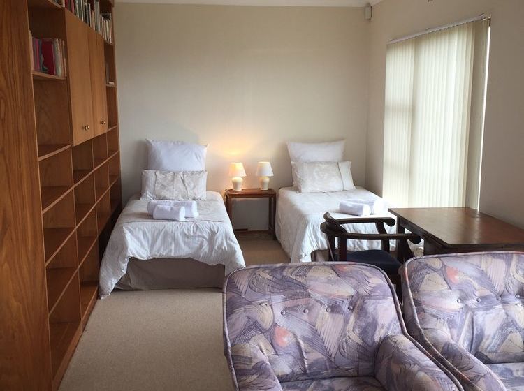 Hermanus Heights Villa 1