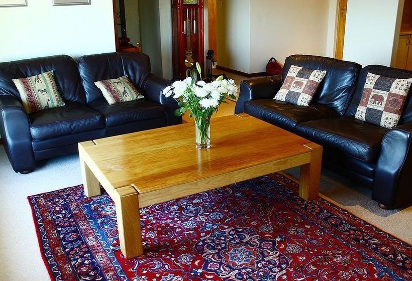 Hermanus Heights Villa 11