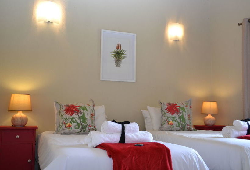 Raptors Wildlife Escapes 28 Apartment 10