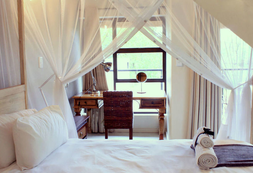 Raptors Wildlife Escapes 28 Apartment 3