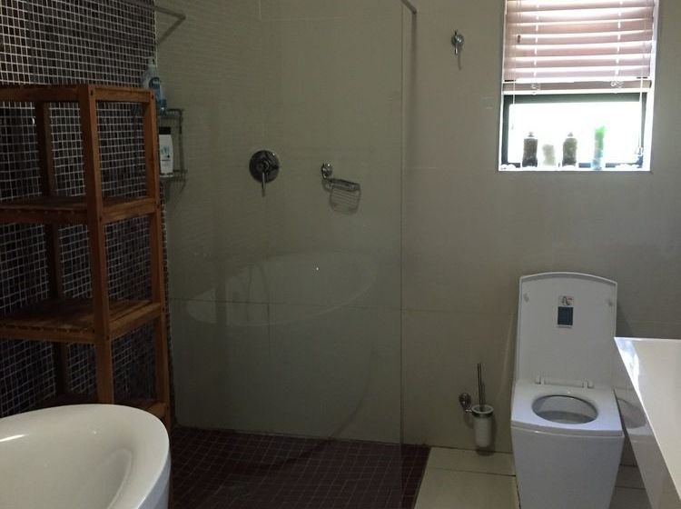 Bed and Breakfast Cloud 9 On George Randall Drive 18