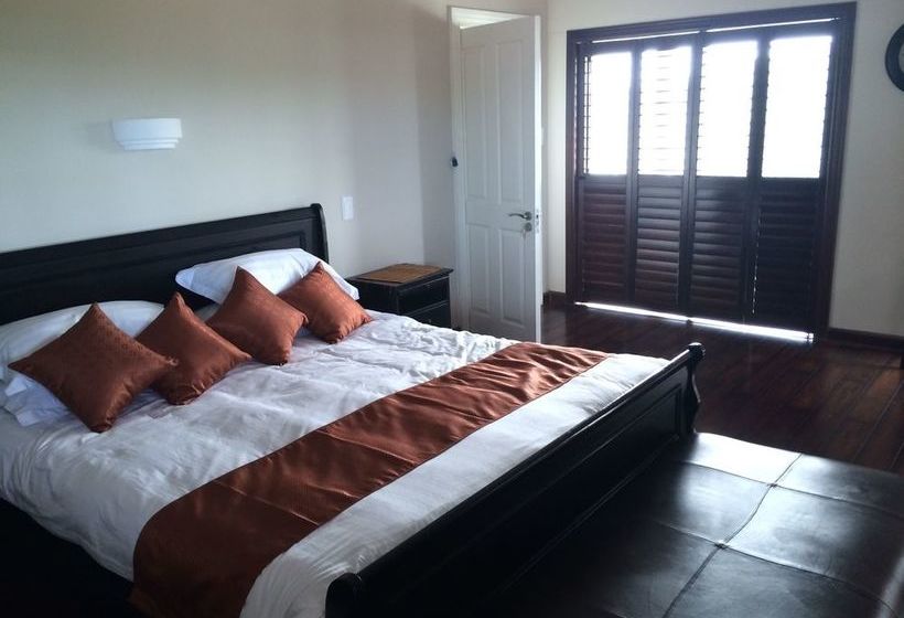 Bed and Breakfast Cloud 9 On George Randall Drive 8