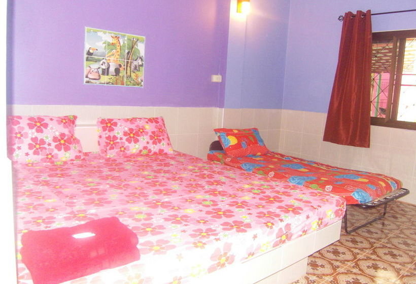 Hotel Rueangsri Siri Guesthouse 9