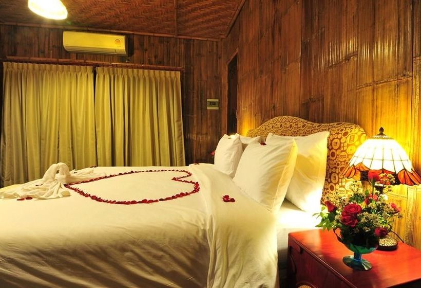 Hotel Reewa Waree Resort 12