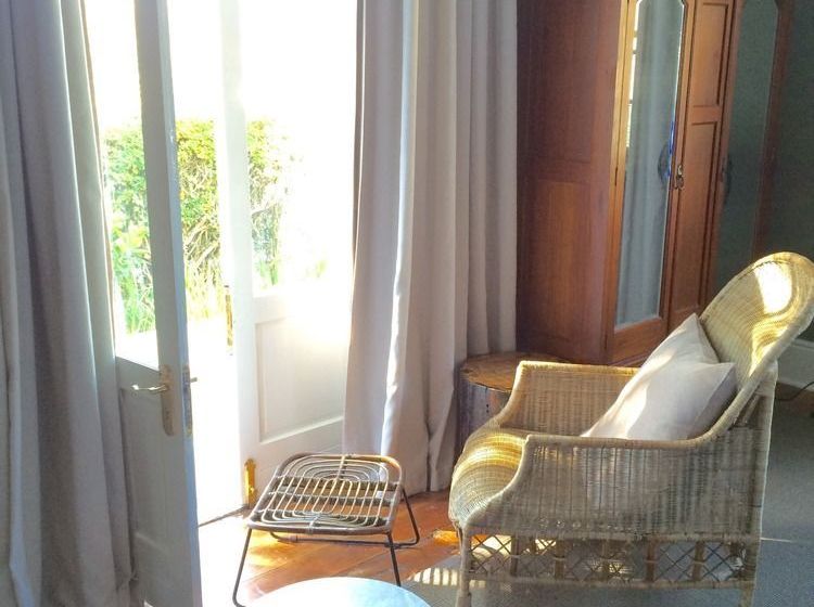 Pension Harpers House 2