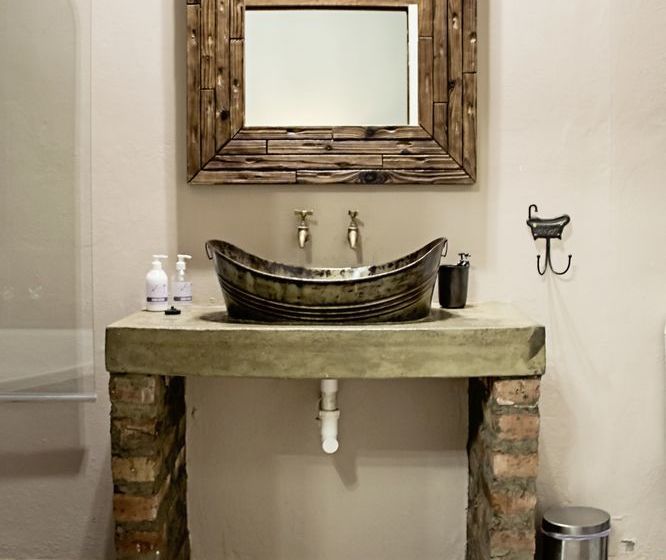 Bed and Breakfast Cape Karoo Guesthouse 2