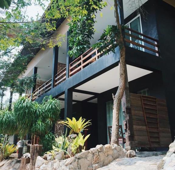 Hotel In Touch Resort 10