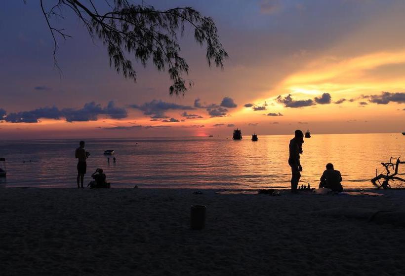 Hotel In Touch Resort 12